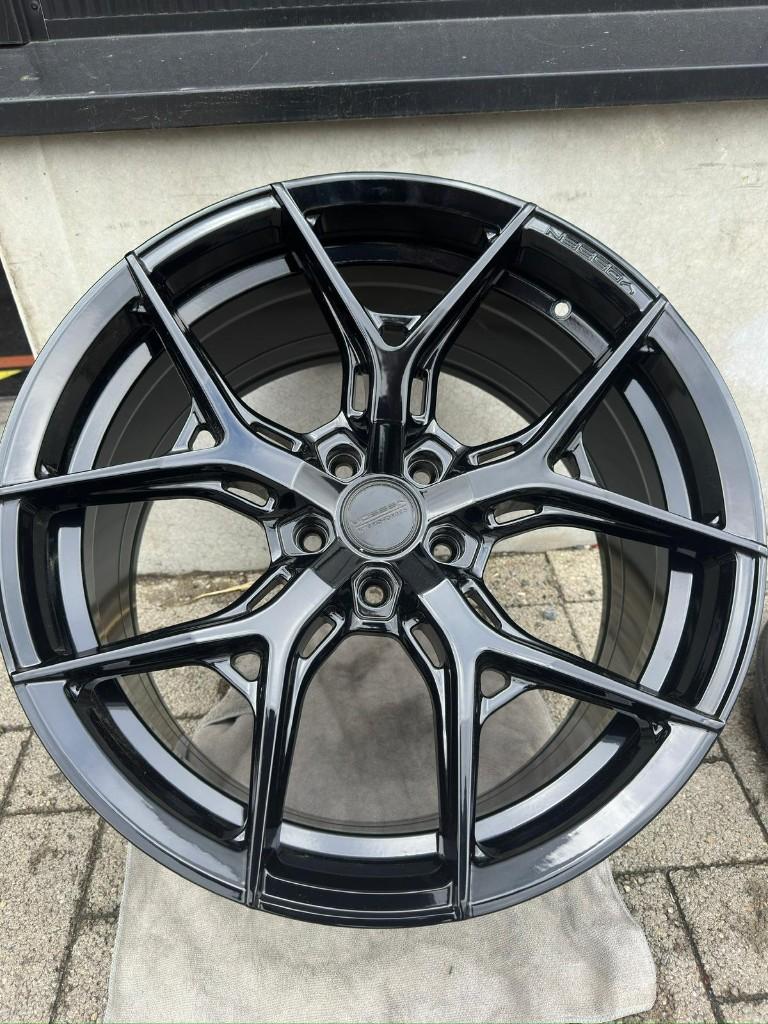 5x114.3  Vossen HF-5 – 20 inch Breedset Zoalsnieuwe 2500€, Ophalen, Gebruikt, Lexus