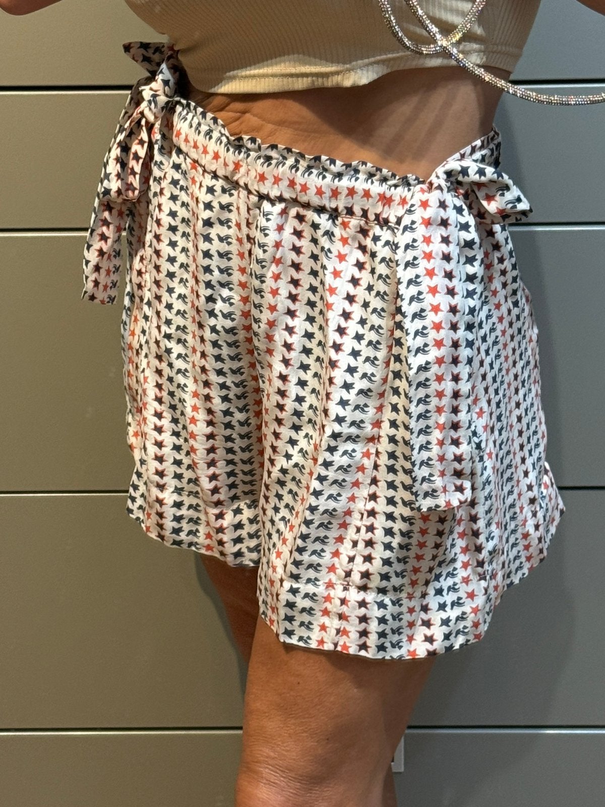 Isabel Marant zijden shorts maat ok 34 tot 42, Kleding | Dames, Badmode en Zwemkleding, Ophalen of Verzenden, Zo goed als nieuw