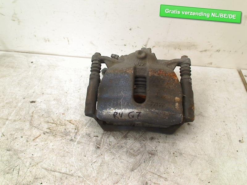 REMKLAUW RECHTS VOOR Volkswagen Golf VII (AUA) (8V0615124), Gebruikt, Volkswagen, Volkswagen AG, Kundenbetreuung@volkswagen.de