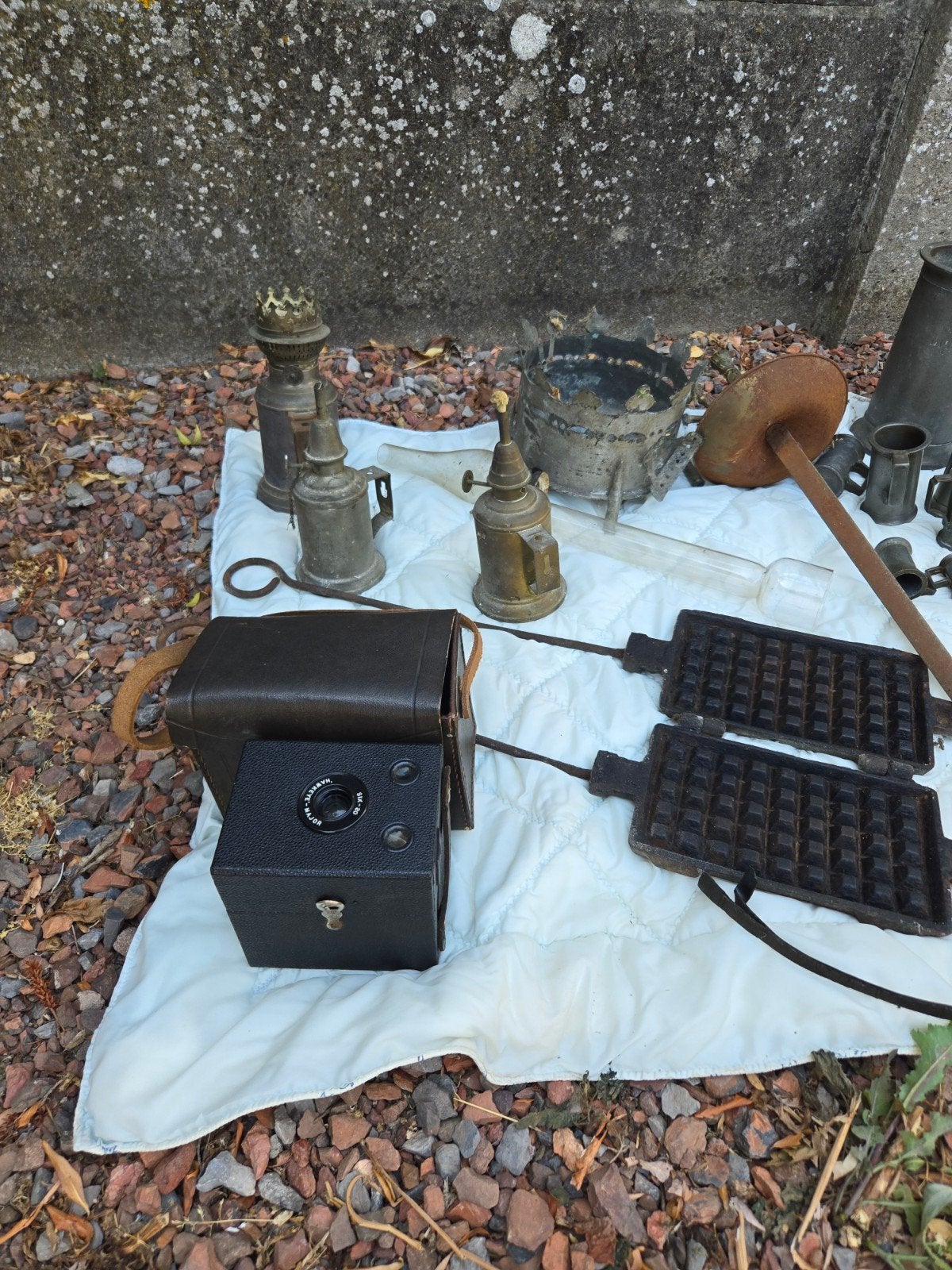 vieux objets, Enlèvement
