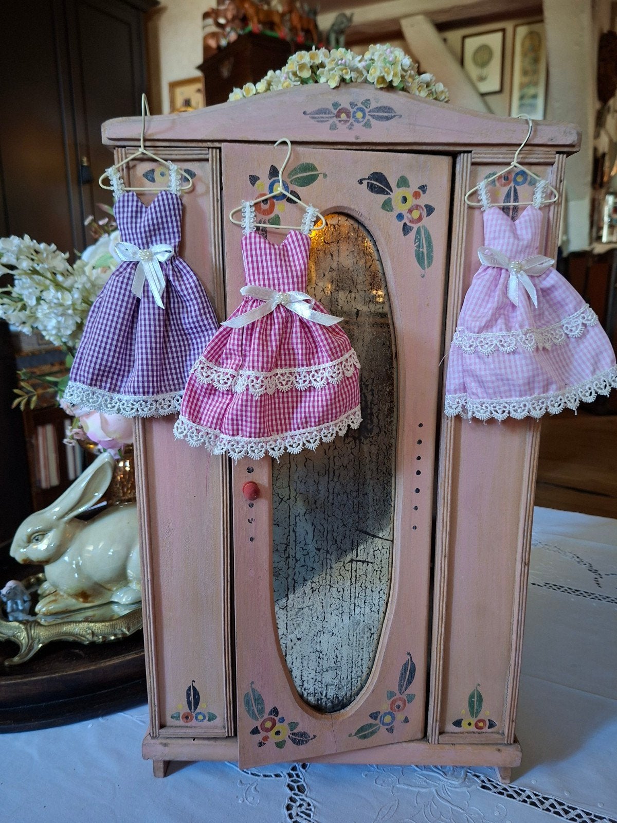 Vintage kleerkastje rond 1950., Antiek en Kunst, Ophalen of Verzenden