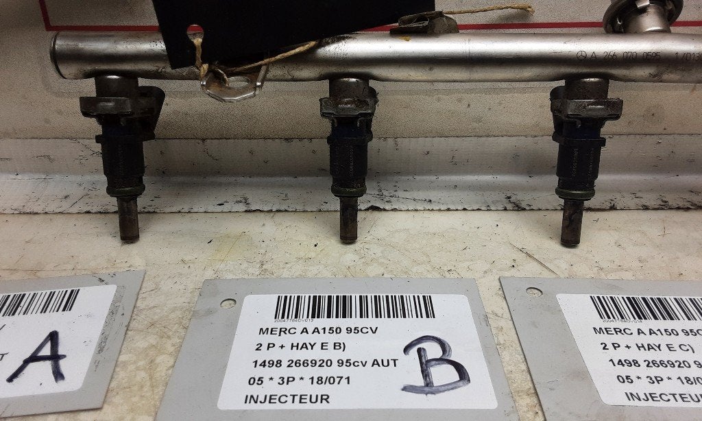 INJECTOR BRANDSTOF Mercedes-Benz A (W169) (A0000789023), Gebruikt, Mercedes-Benz, Dialog.mb@mercedes-benz.com, Mercedes-Benz AG