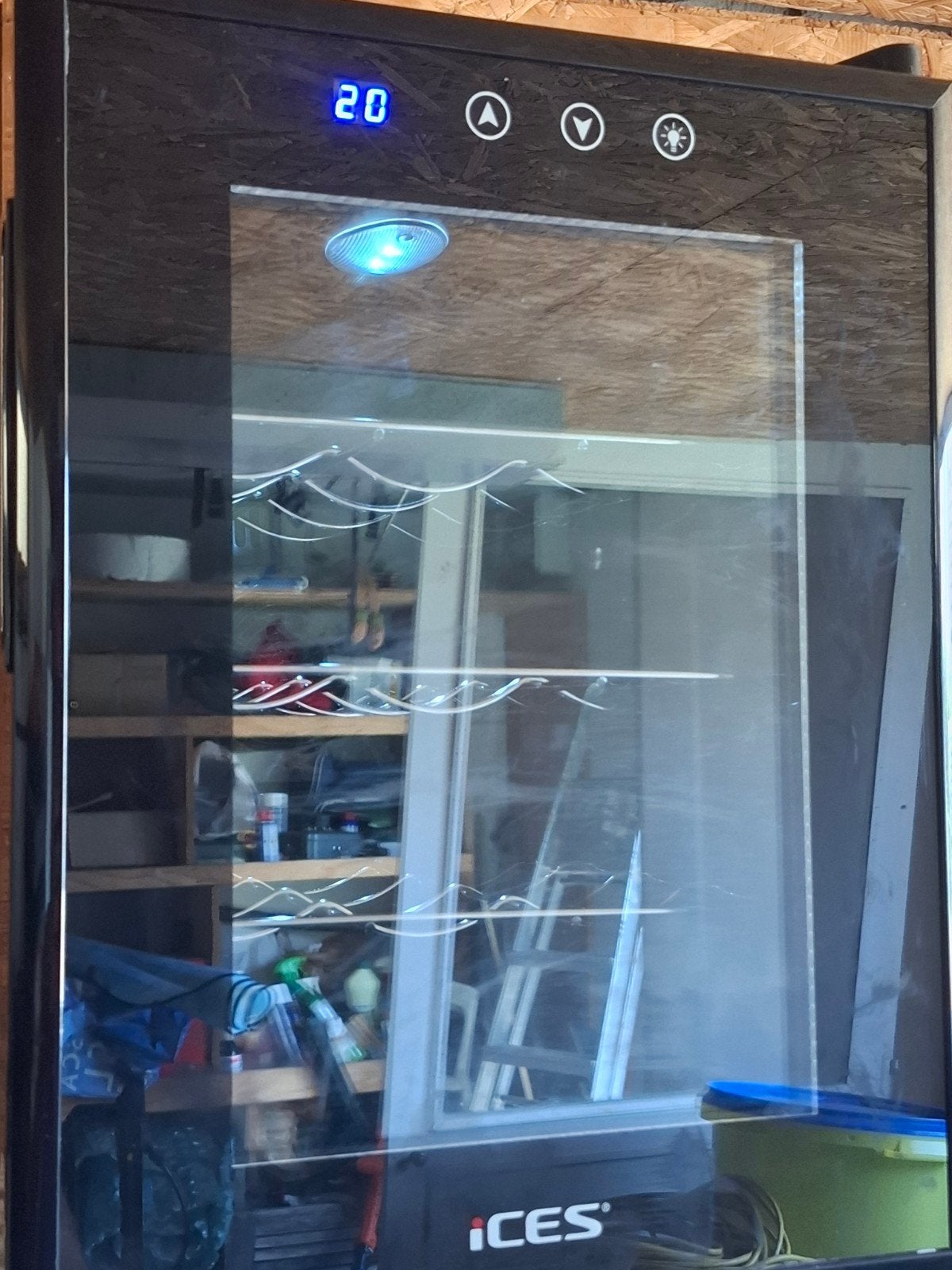 wijnklimaatkast, Ophalen, Minder dan 75 liter, Zonder vriesvak, Gebruikt
