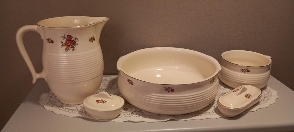 Vintage lavabo set, Ophalen