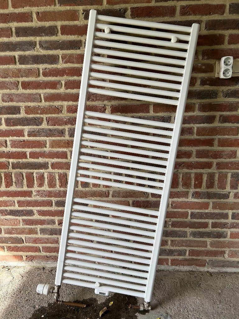 Handdoekradiator, Huis en Inrichting, Badkamer | Badkamermeubels, Ophalen, 100 tot 150 cm, Overige typen, 50 tot 100 cm