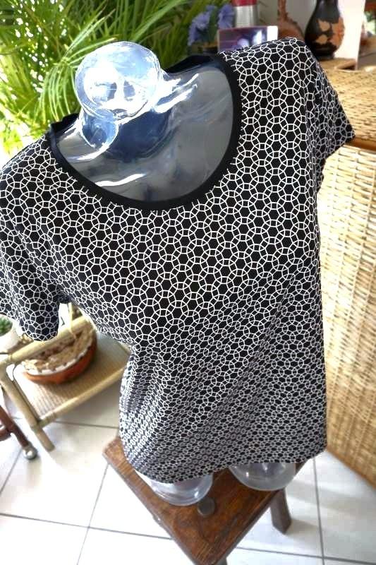 creatief zwart wit actief T-shirt, Basic C&A, Zwart, Maat 42/44 (L), Ophalen of Verzenden