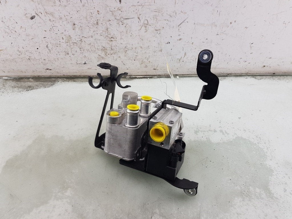 WARMTEWISSELAAR Porsche Taycan (Y1A) (|9J1816115|), Auto-onderdelen, Gebruikt, Porsche