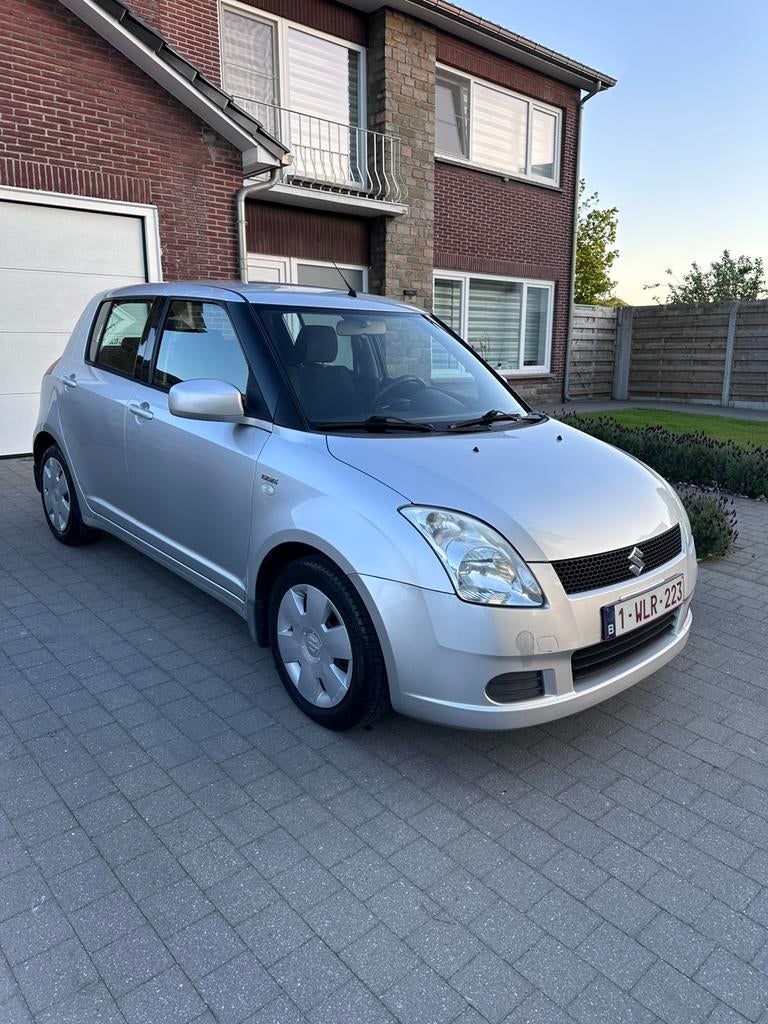 Suzuki swift 1.3 diesel reeds gekeurd voor verkoop, Autos, Suzuki, Achat, Attache-remorque, Boîte manuelle, 5 portes