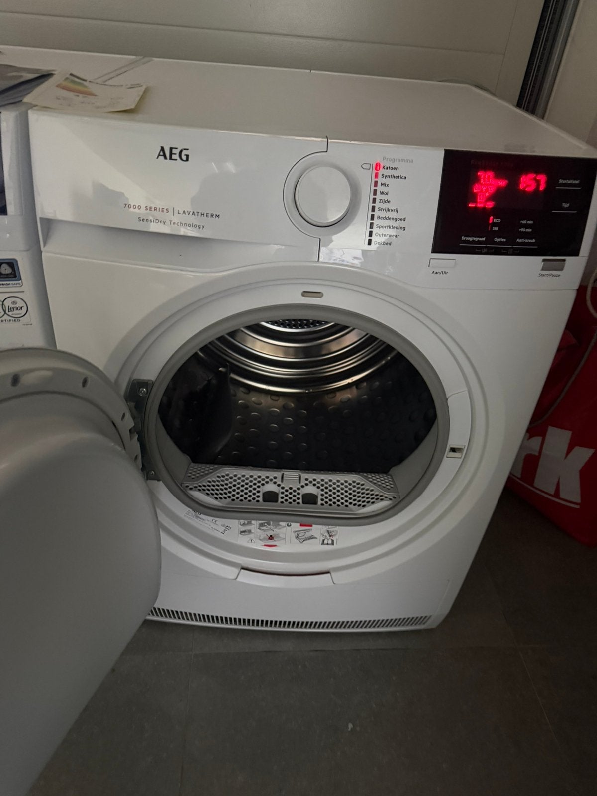 Een mooie AEG warmtepomp droger met AEG wasmachine, Elektronische apparatuur, Ophalen, Zo goed als nieuw