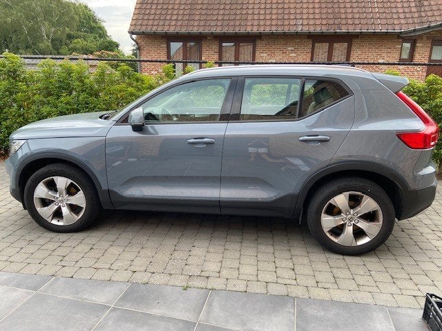 Volvo XC40 1,5 T3 Momentum, Autos, Volvo, Cuir, Argent ou Gris, Achat, 5 places