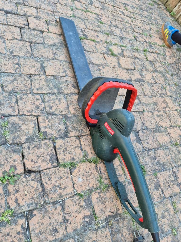 Haagschaar metabo elektrisch, Ophalen, Benzine