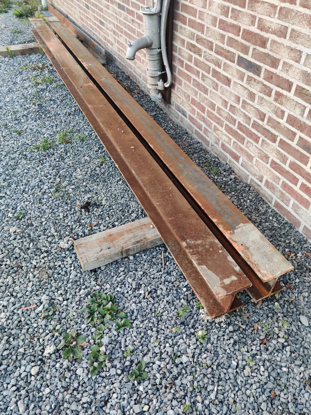 HEB 140, Bricolage & Construction, Enlèvement ou Envoi