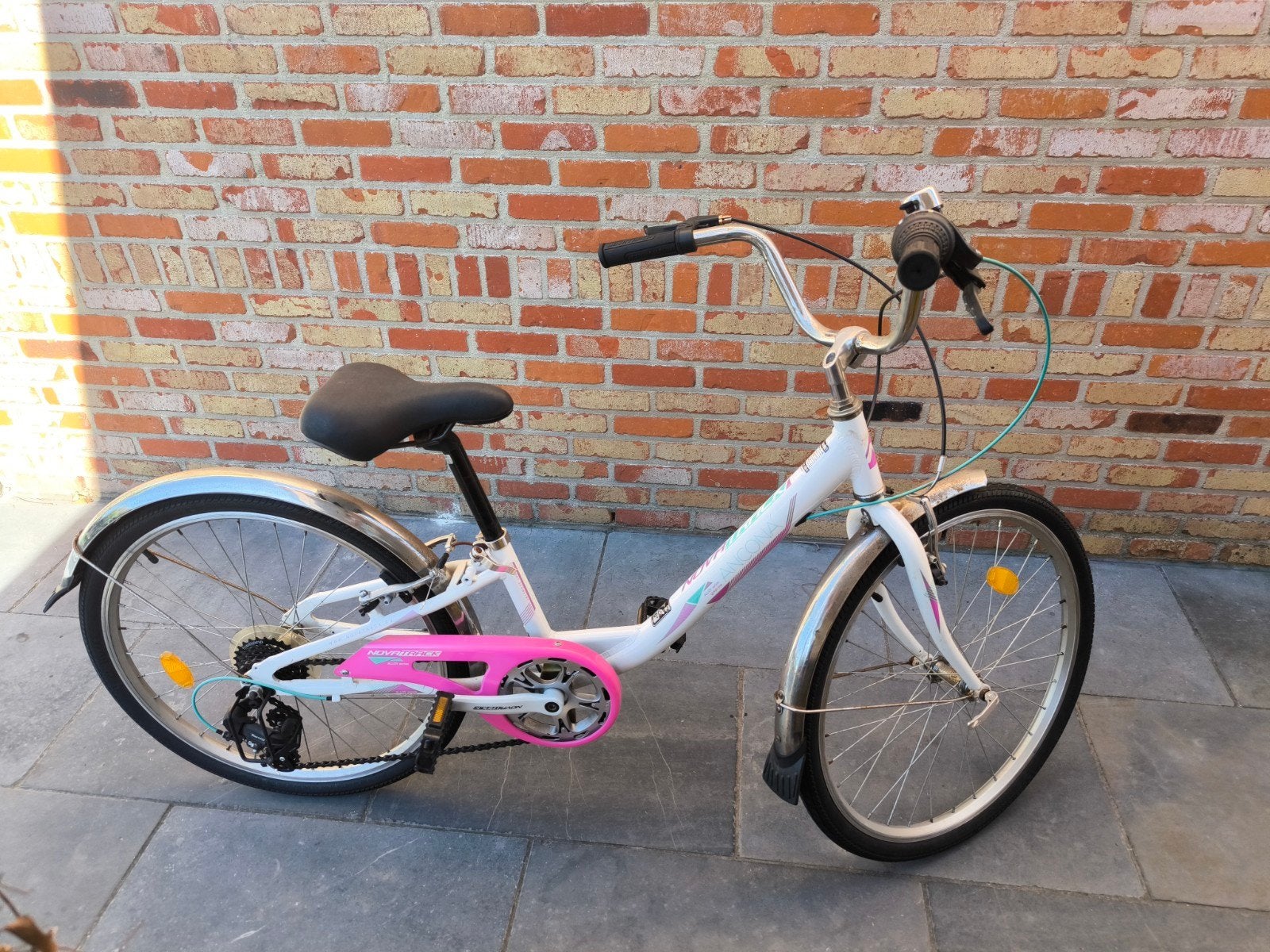 kinderfiets wit meisje 7v 24 inch., Ophalen, 24 inch