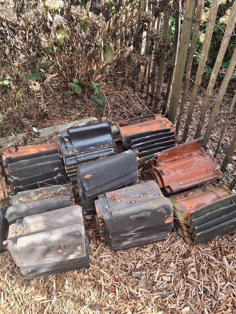 Pottelberg/sterreberg kantpannen, Doe-het-zelf en Bouw, Ophalen, Gebruikt, Steen of Klei, Zwart