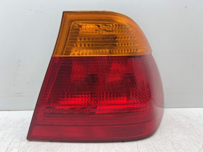 Achterlicht rechts van een BMW 3-Serie, Auto-onderdelen, Gebruikt, -, -, Ophalen of Verzenden