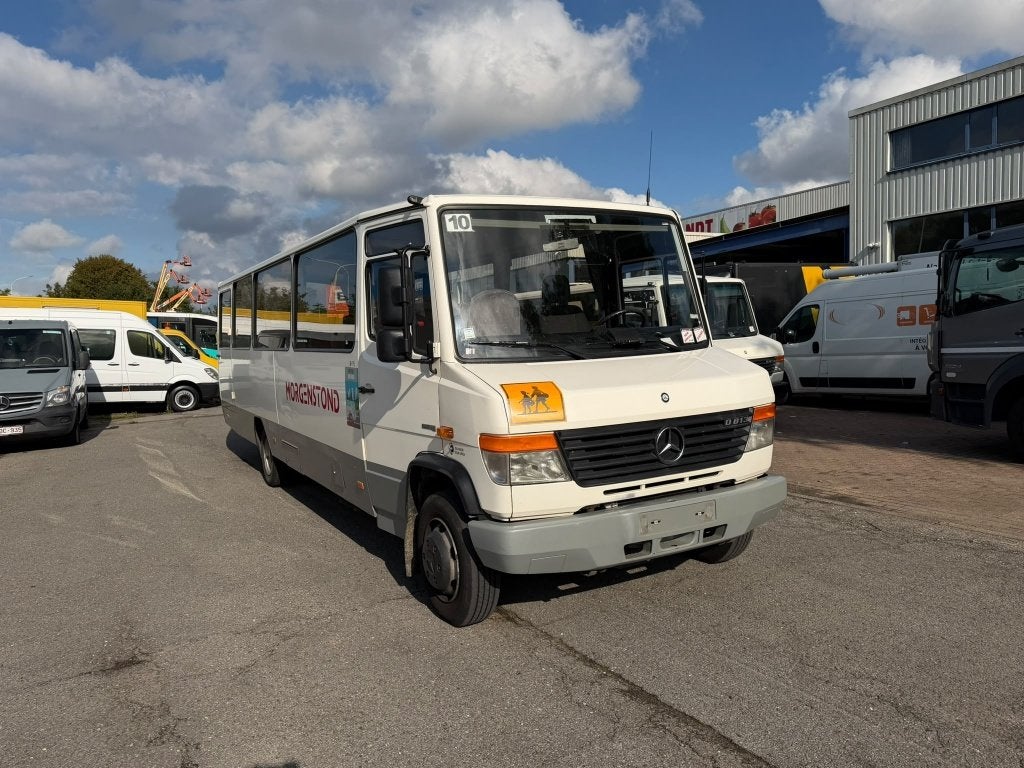 Mercedes Vario 0813 (Numéro de stock 50508), Autos, Euro 5, Achat, Entreprise, Boîte manuelle
