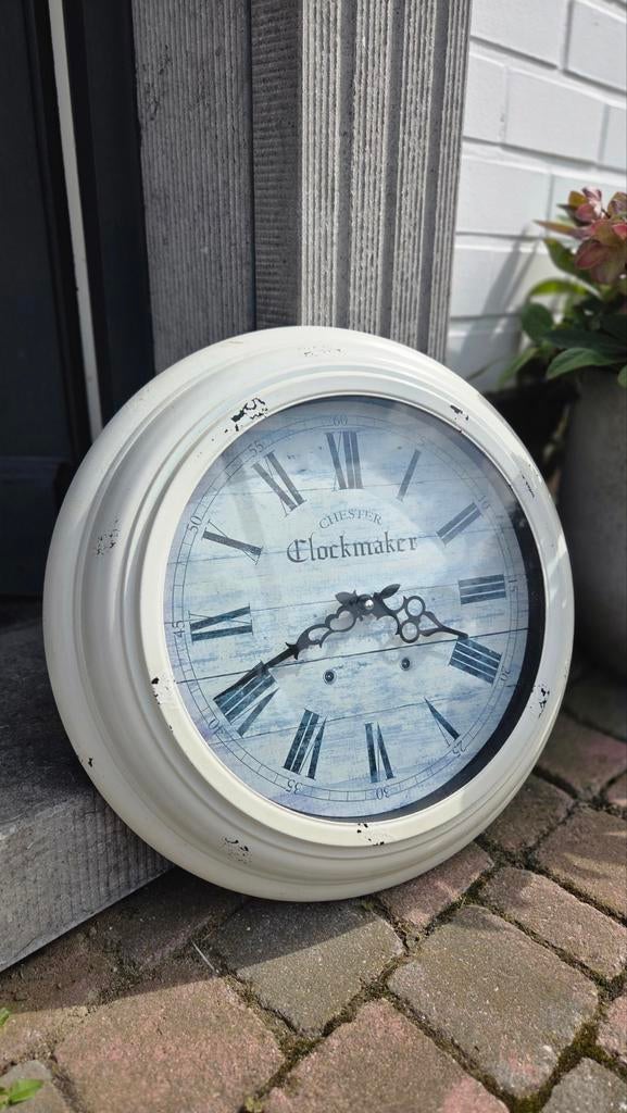 Vintage wandklok - landelijke stijl, Huis en Inrichting, Woonaccessoires | Klokken, Ophalen, Wandklok