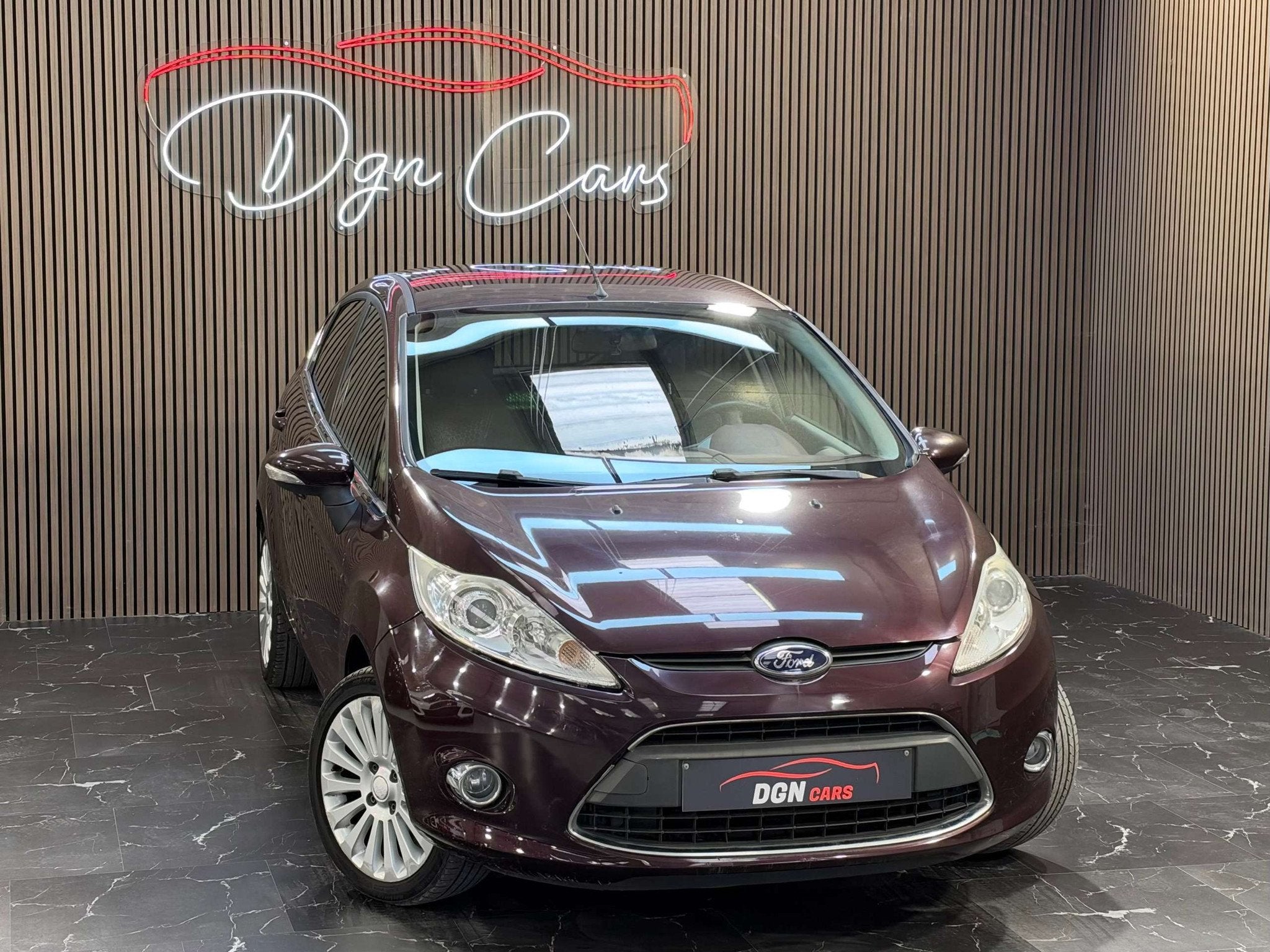 Ford Fiesta Fiesta 1.4i Titanium (automatique), Autos, Euro 5, Entreprise, Autres couleurs, Noir