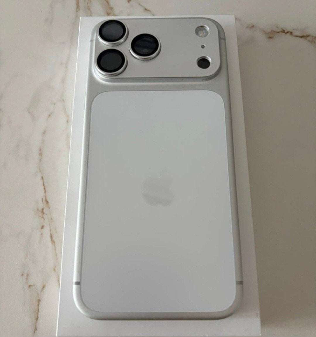 iPhone 17 Pro Max, Télécoms, Téléphonie mobile | Housses, Coques & Façades | Apple iPhone, Enlèvement ou Envoi, IPhone 17