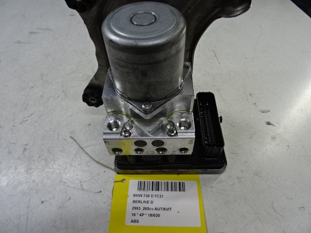 BLOC ABS (FREINS ANTI-BLOCAGE) BMW 7 serie (G11 / G12), Utilisé, BMW