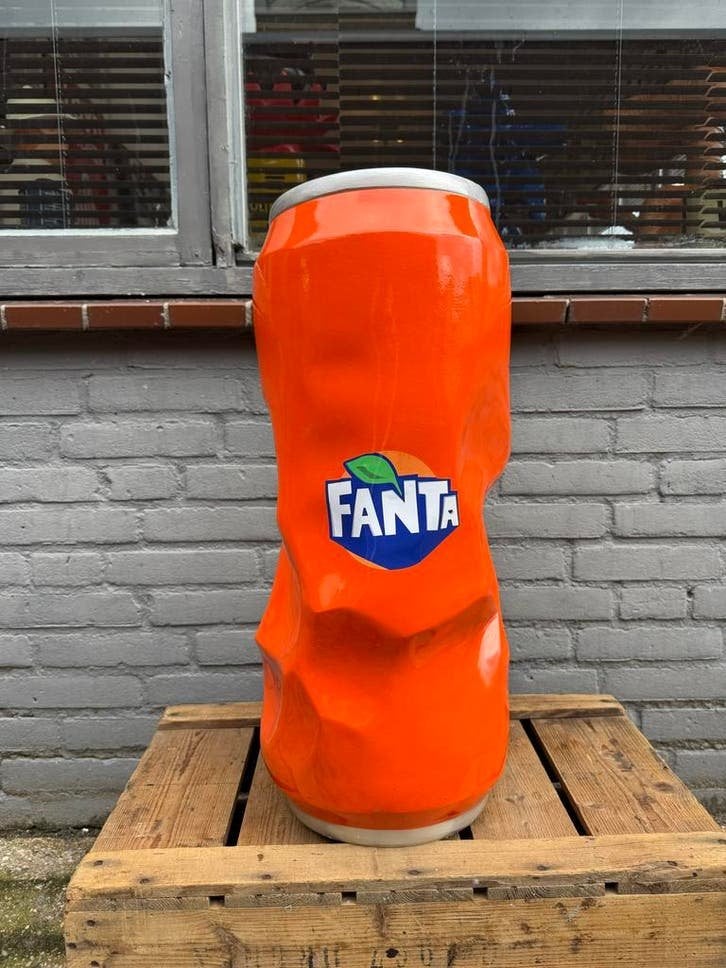 Grote Fanta Blik Decoratie - Uniek en Opvallend