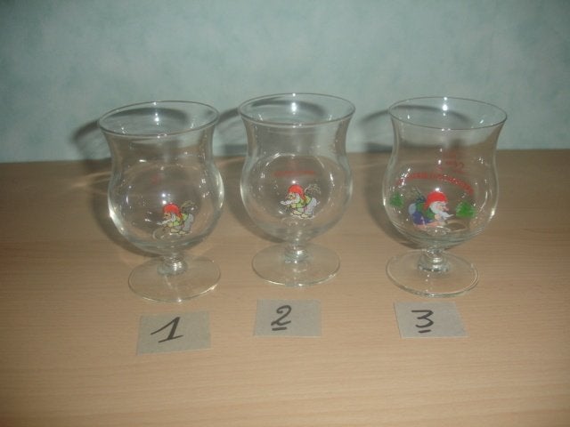 5 mini glaasjes La Chouffe, 3 verschillende aan € 2,50 stuk, Ophalen of Verzenden, Zo goed als nieuw, Glas of Glazen, Overige merken