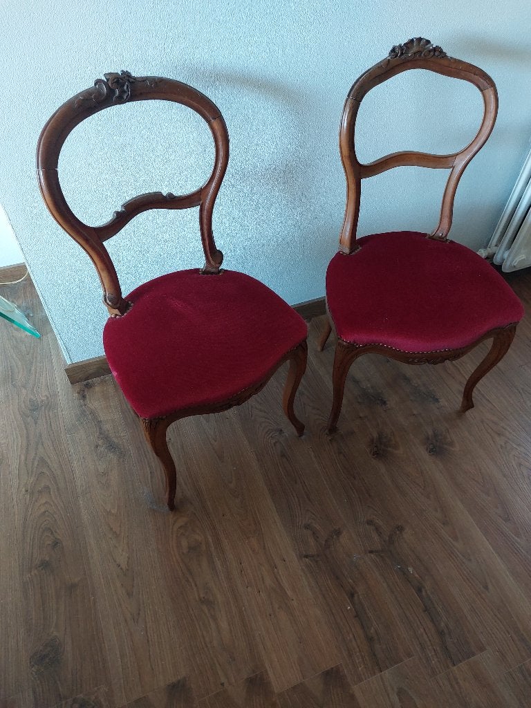 Antieke stoeltjes, Ophalen