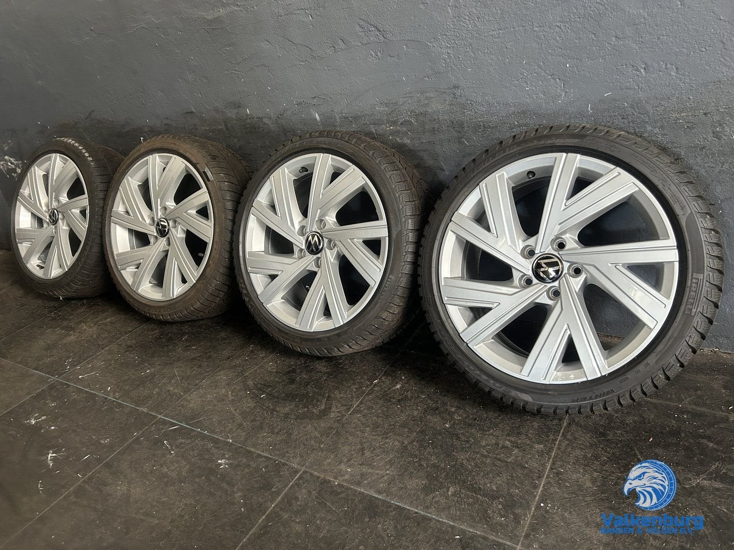 8mm! Originele VW Golf 8 GTI 5H Bergamo 18 inch velgen 5x112, Pneus et Jantes, Pneus hiver, Véhicule de tourisme, -