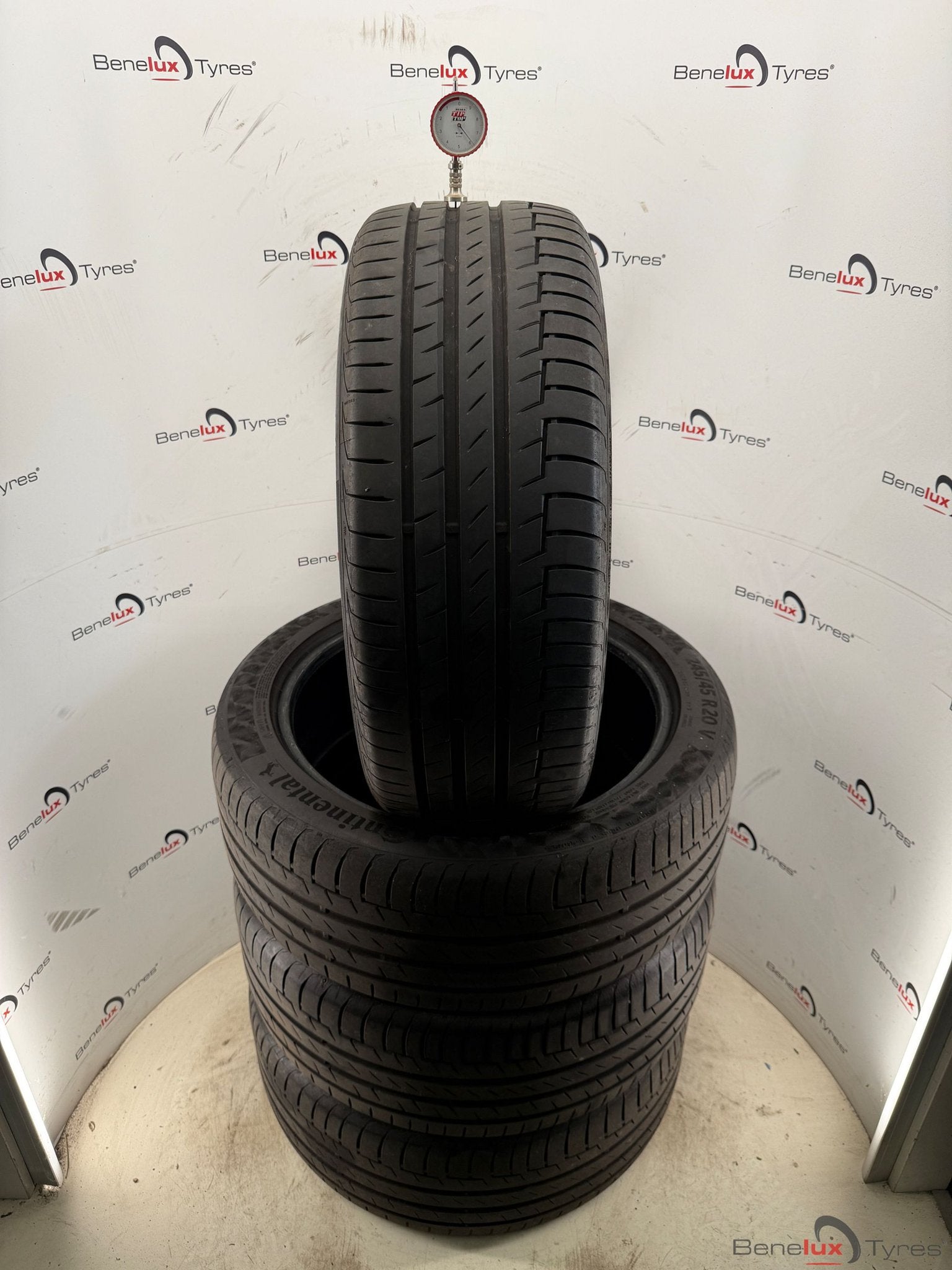 245/45R20 99V Continental 6 245/40 R20 245/45/20 2454520, Autos : Pièces & Accessoires, Pneus & Jantes, 245 mm, Véhicule de tourisme