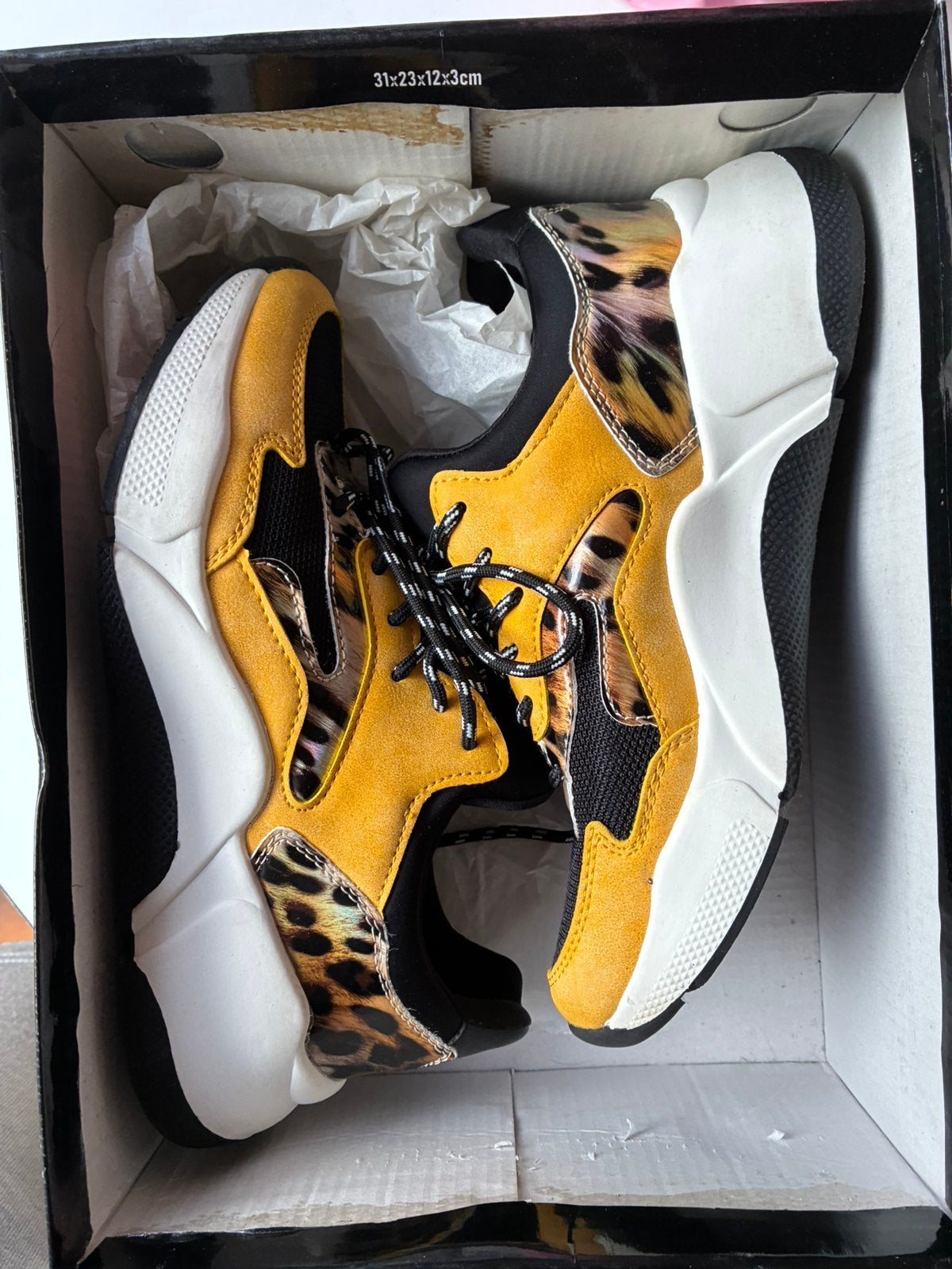 Sneakers vrouwen, Overige kleuren, Ophalen of Verzenden, Zo goed als nieuw, Sneakers