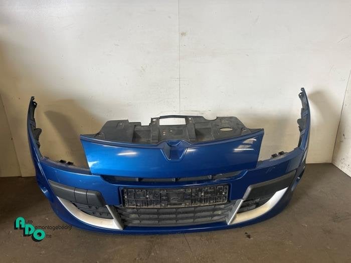 Voorbumper van een Renault Megane (Megane 3 08-) (TERNA), Gebruikt, -, Renault, -
