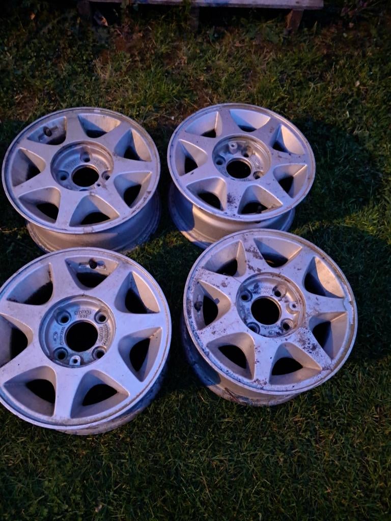 4 rs velgen ford escort mk3, Ophalen