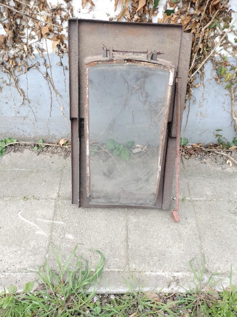 Lucarne ancienne, Enlèvement