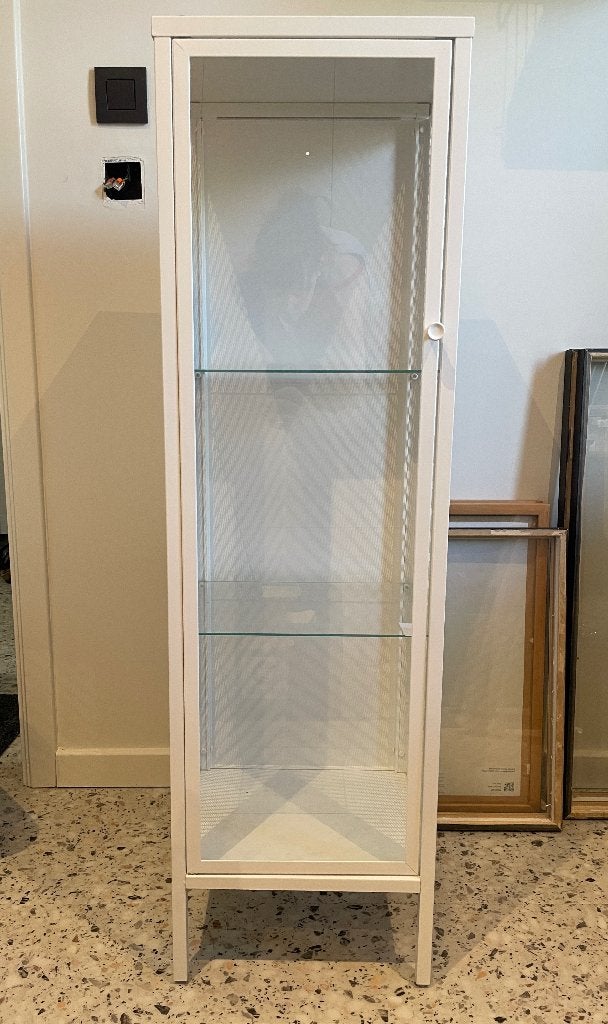 BAGGEBO vitrinekast IKEA wit, Huis en Inrichting, Kasten | Vitrinekasten, Ophalen, Minder dan 50 cm, 100 tot 150 cm, Zo goed als nieuw