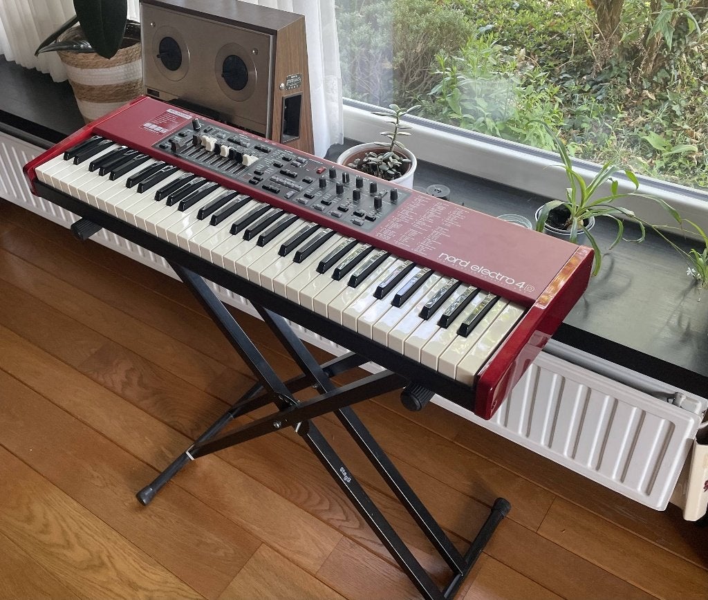 Nord Electro 4D SW61, Muziek en Instrumenten, Keyboards, 61 toetsen, Zo goed als nieuw, Midi-aansluiting, Ophalen
