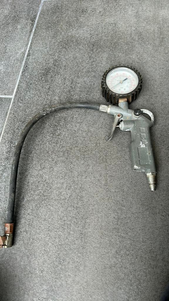 Pistolet gonfleur, Ophalen of Verzenden, Zo goed als nieuw