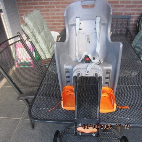 Gratis fietsstoeltje, Fietsen en Brommers, Ophalen, Gebruikt, Voetsteuntjes