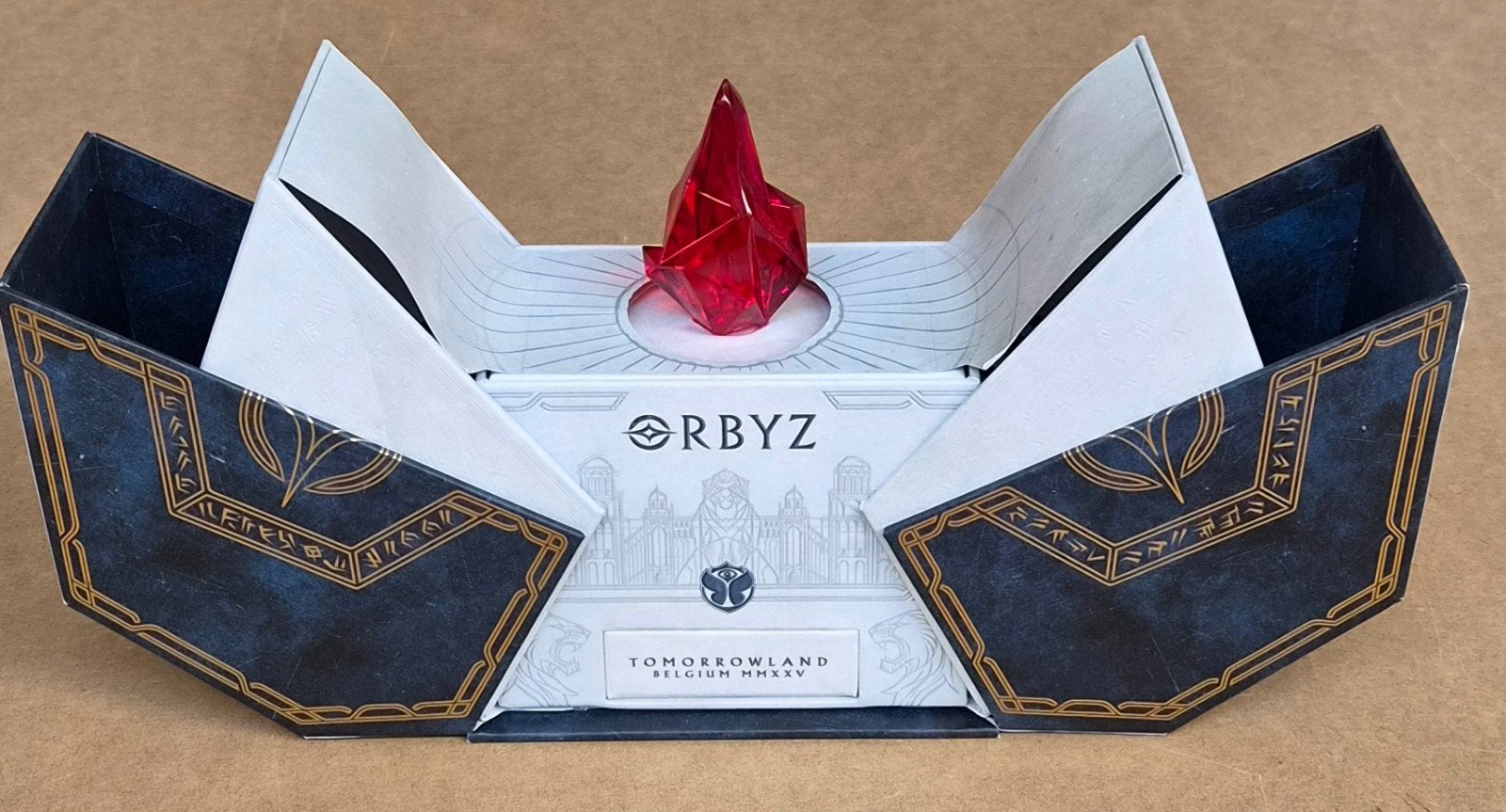 Tomorrowland ORBYZ box - LIMITED EDITION
€ 20,00, Enlèvement