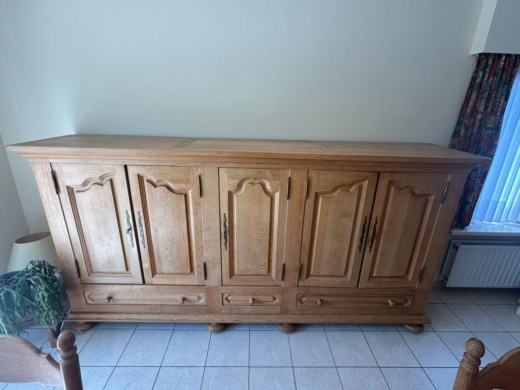 Grote houten kast – zeer ruim – landelijke stijl, Ophalen