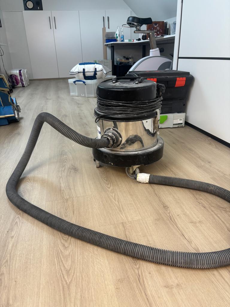 Industriële / Bouwstofzuiger, Doe-het-zelf en Bouw, Ophalen, Gebruikt