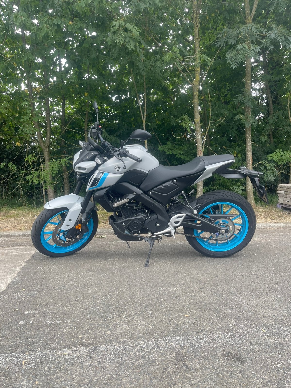 Yamaha MT125cc Model 2025 4200 km op de teller, Motoren, Nieuw, Particulier, 125 cc, 11 kW of minder