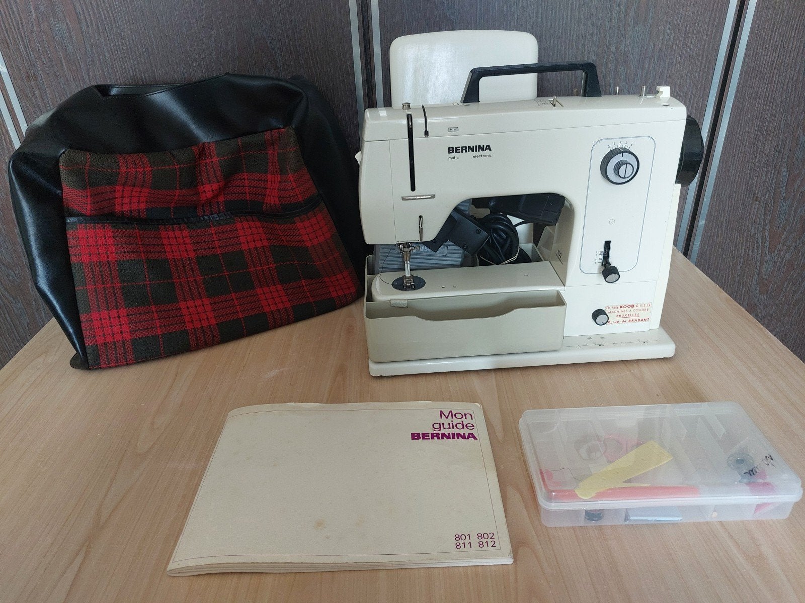 machine à coudre BERNINA, Hobby en Vrije tijd, Naaimachines en Toebehoren, Ophalen, Naaimachine, Bernina