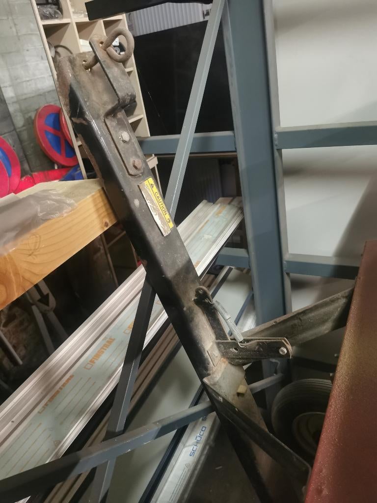 Aanhangwagen voor zitmaaier, Ophalen, Gebruikt