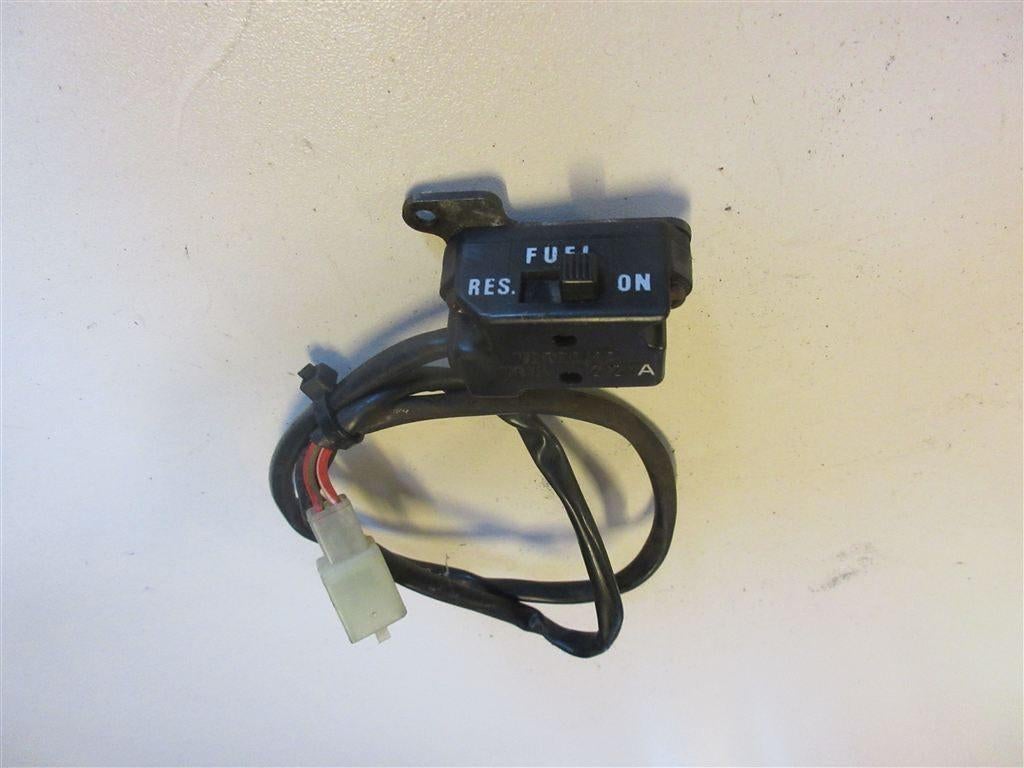 Yamaha XV1100 Virago benzinetank schakelaar switch XV 1100, Ophalen of Verzenden, Gebruikt