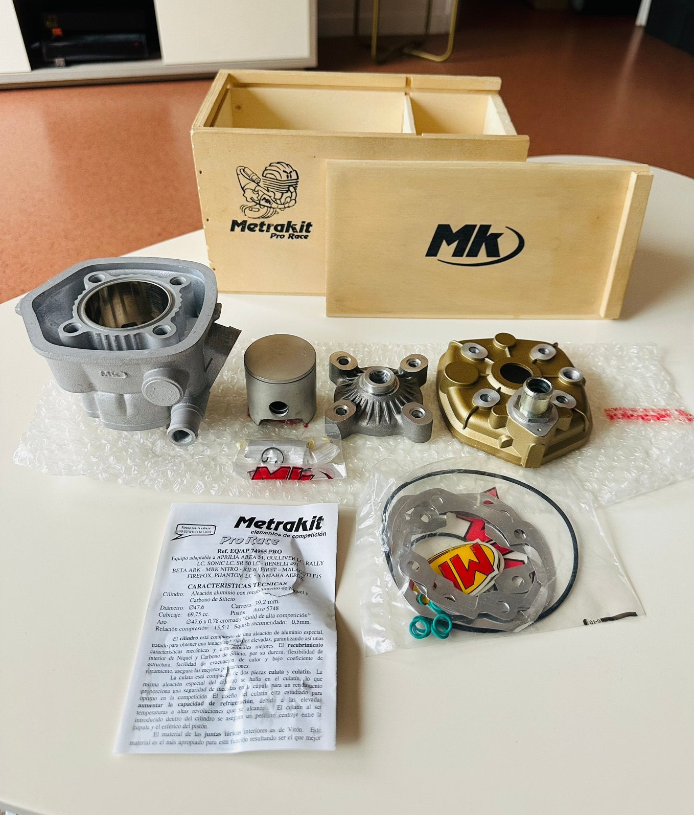 Kit 70 metrakit pro race 2 Nitro / Aerox / F12 NEUF, Vélos & Vélomoteurs, Enlèvement ou Envoi
