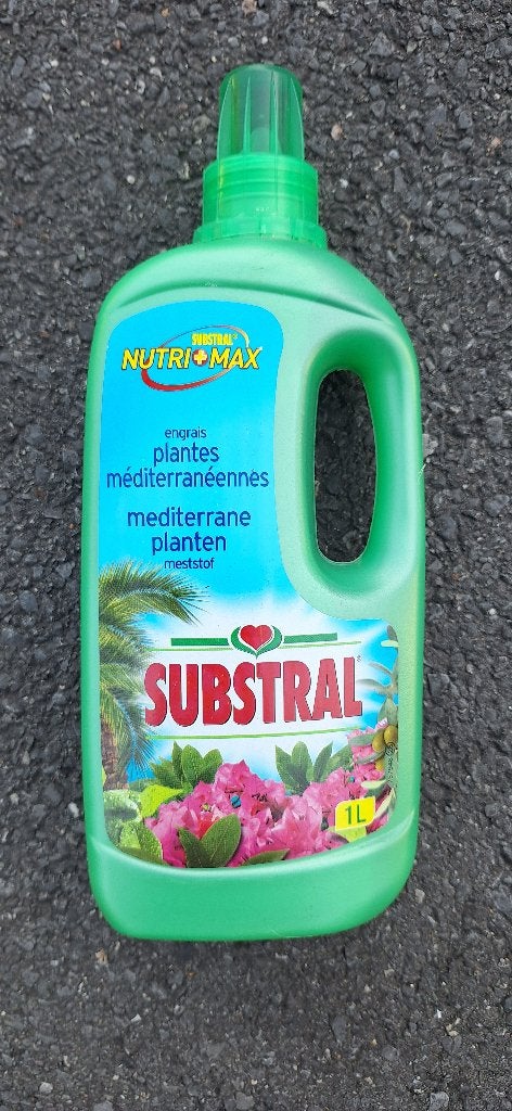 Substral meststof voor mediterrane planten1 liter Nutri+max, Ophalen