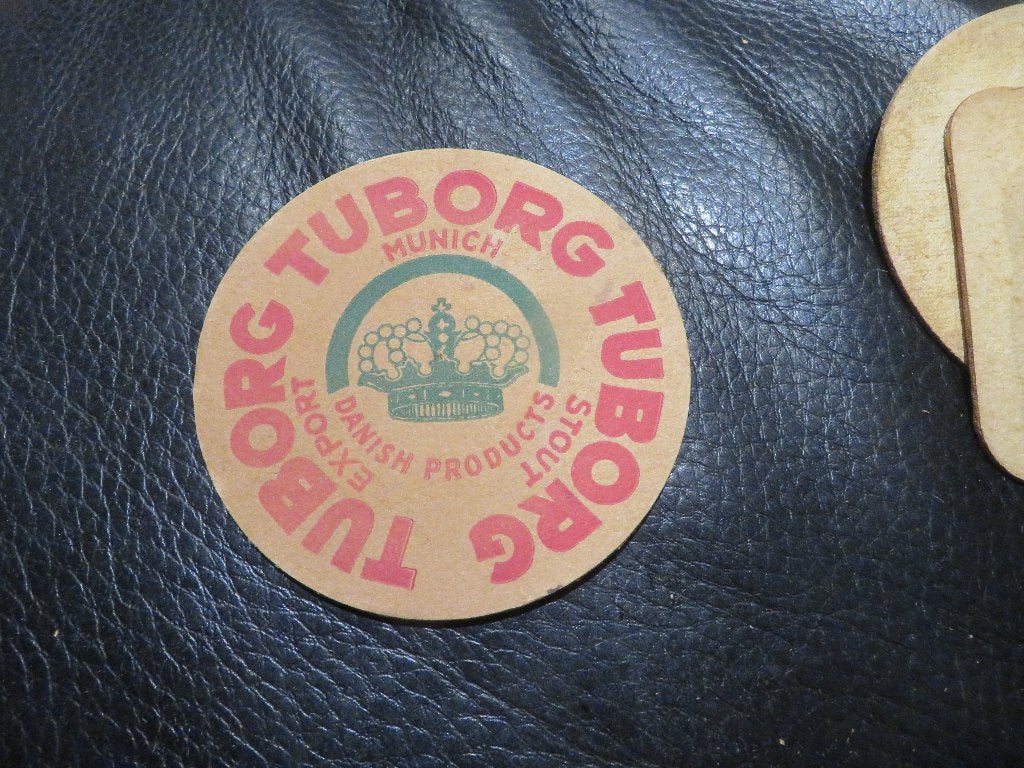 bierviltje Tuborg Danish products export, Verzamelen, Ophalen of Verzenden, Zo goed als nieuw, Viltje(s), Overige merken