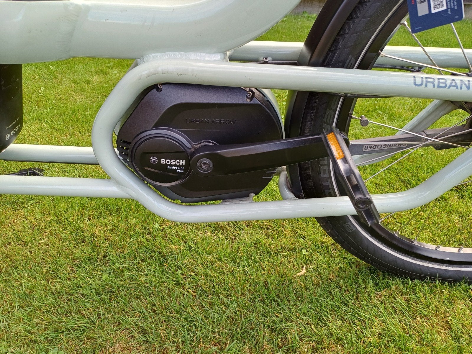 E bakfiets urban arrow family green Bosch active line plus, Fietsen en Brommers, Zo goed als nieuw, 2 kinderen, Schijfrem, Huif