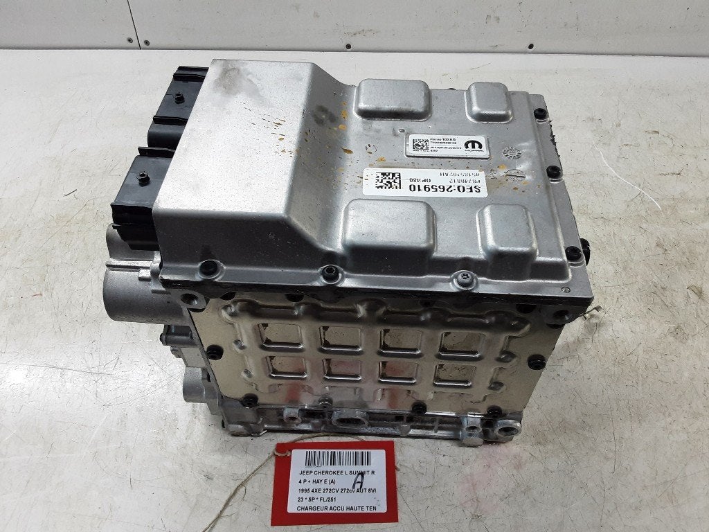 CHARGEUR DE BATTERIE (P05185102AG), Autos : Divers, Stellantis N.V., Utilisé, Webaccessibility@stellantis.com, Taurusavenue 1
2132 LS  Hoofddorp, NL