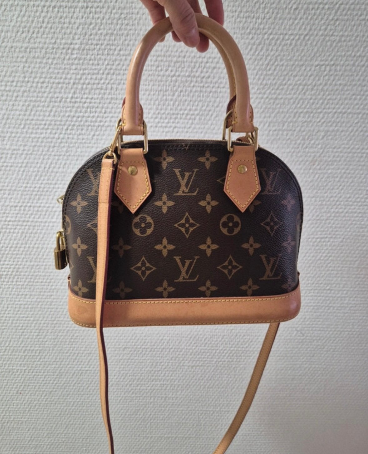 Original louis vuitton alma bb, Enlèvement ou Envoi, Comme neuf